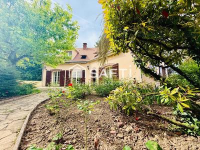 Maison - 151 m² - 5 pièces