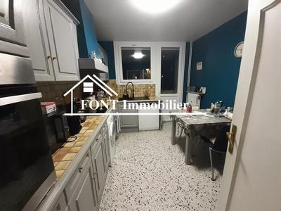 Appartement - 96 m² - 5 pièces