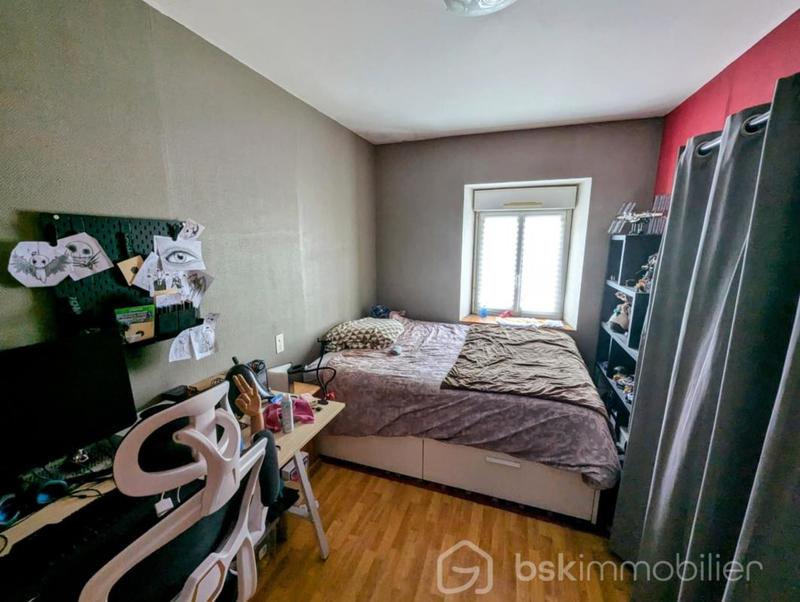 Maison - 207 m² - 10 pièces