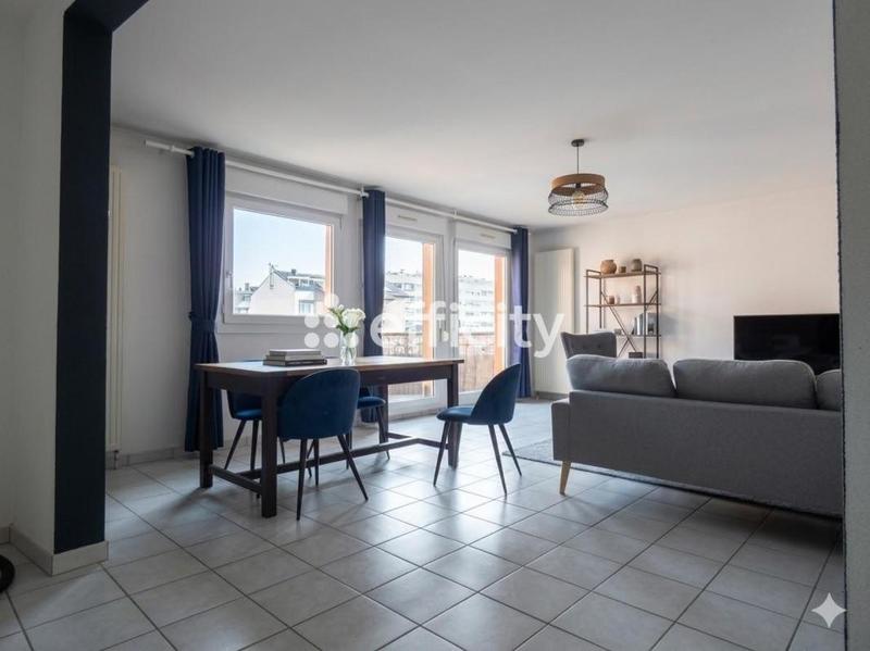Appartement - 116 m² - 5 pièces