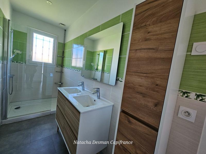 Maison - 96 m² - 4 pièces