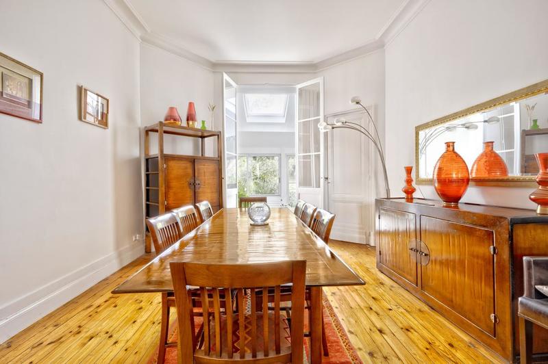 Maison - 255 m² - 10 pièces