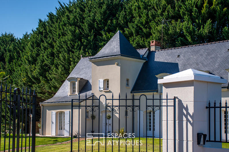 Maison - 207 m² - 8 pièces