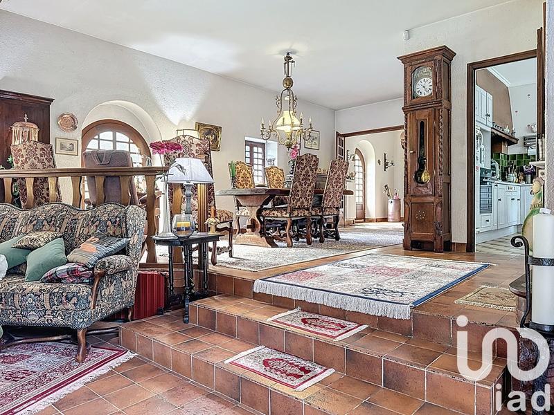 Maison - 187 m² - 6 pièces