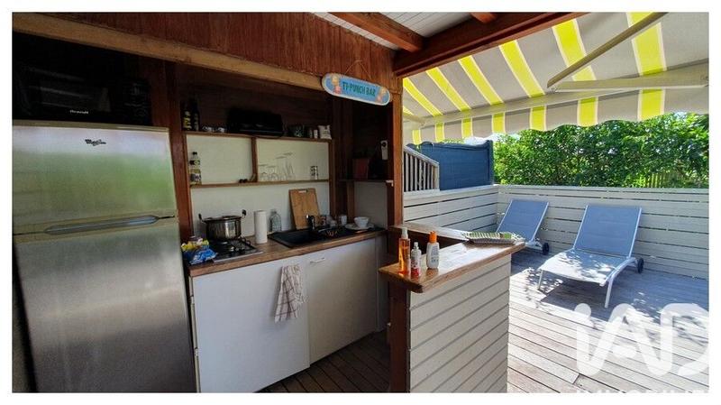 Maison - 217 m² - 6 pièces