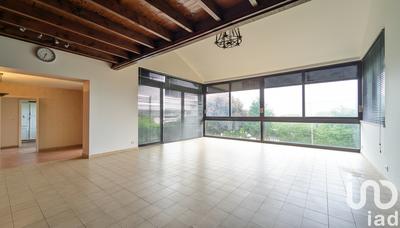 Maison - 249 m² - 9 pièces