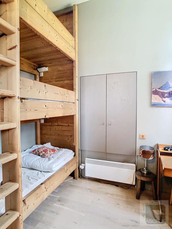 Appartement - 77 m² - 4 pièces