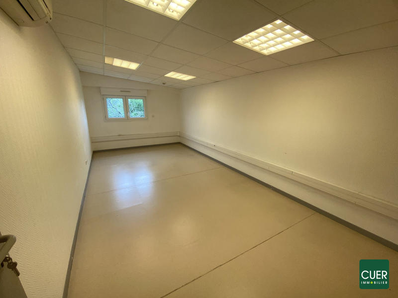 Local commercial - 220 m²