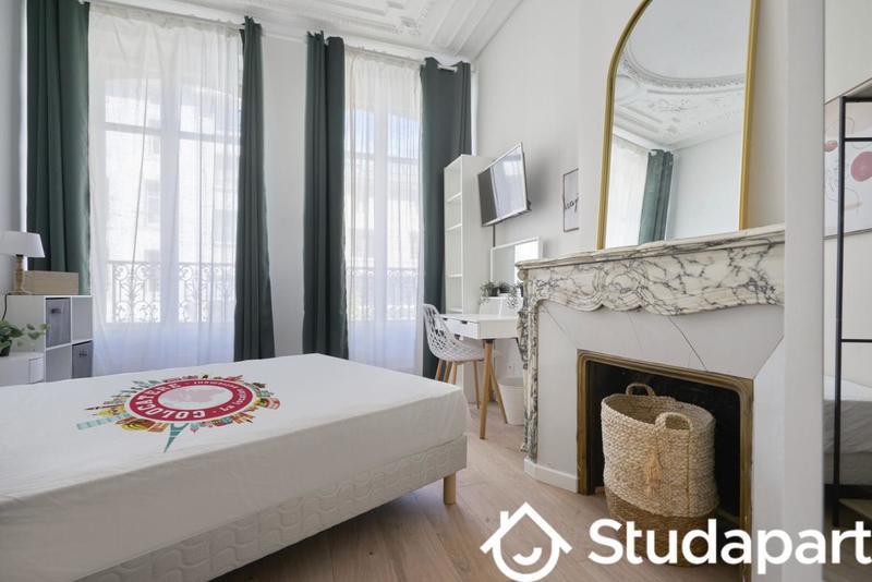 Chambre - 11 m² - 1 pièce