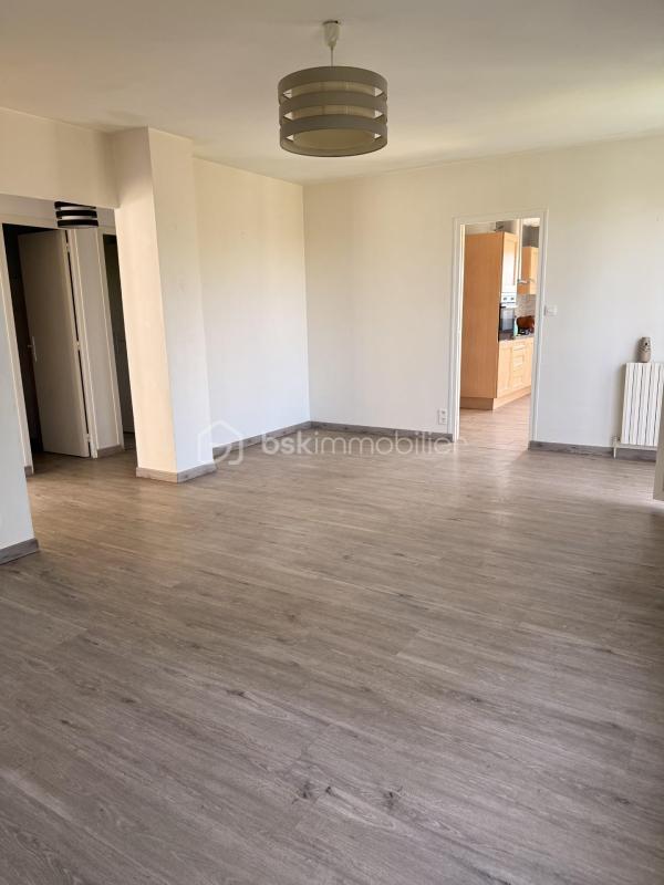 Maison - 87 m² - 5 pièces