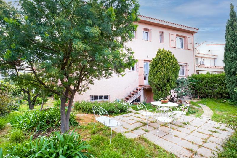 Maison - 217 m² - 7 pièces