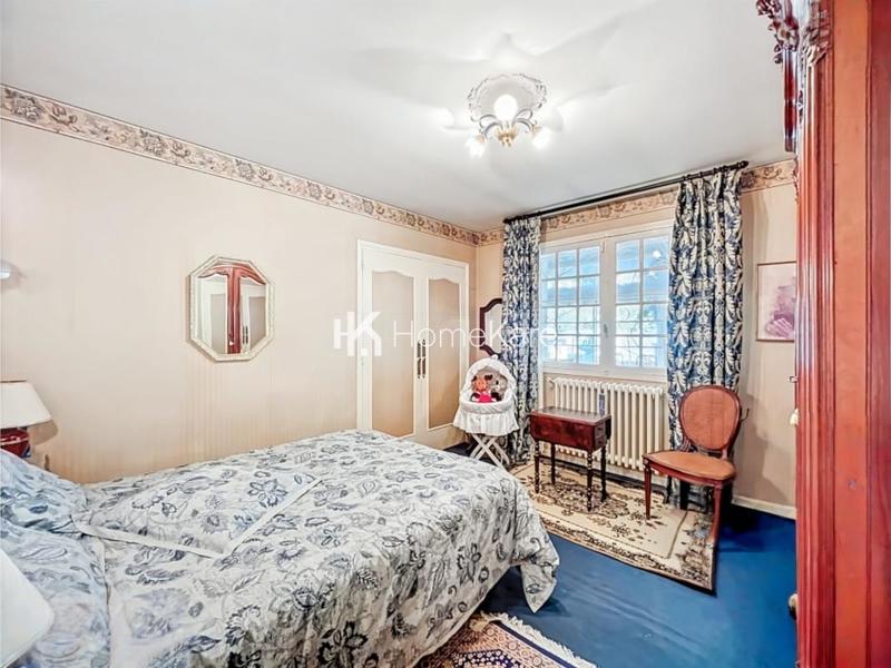 Maison - 224 m² - 5 pièces