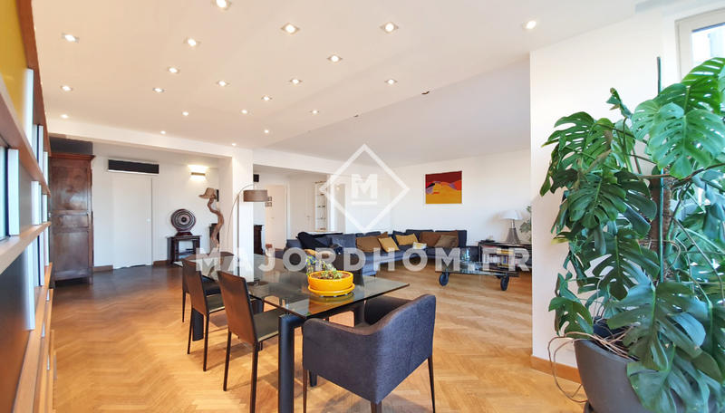 Appartement - 133 m² - 5 pièces