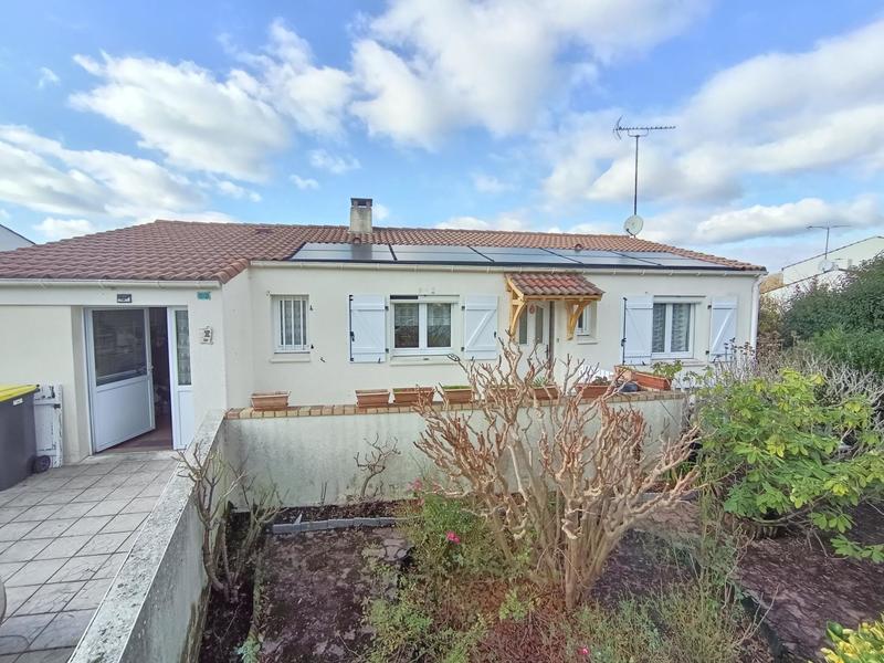 Maison - 96 m² - 5 pièces