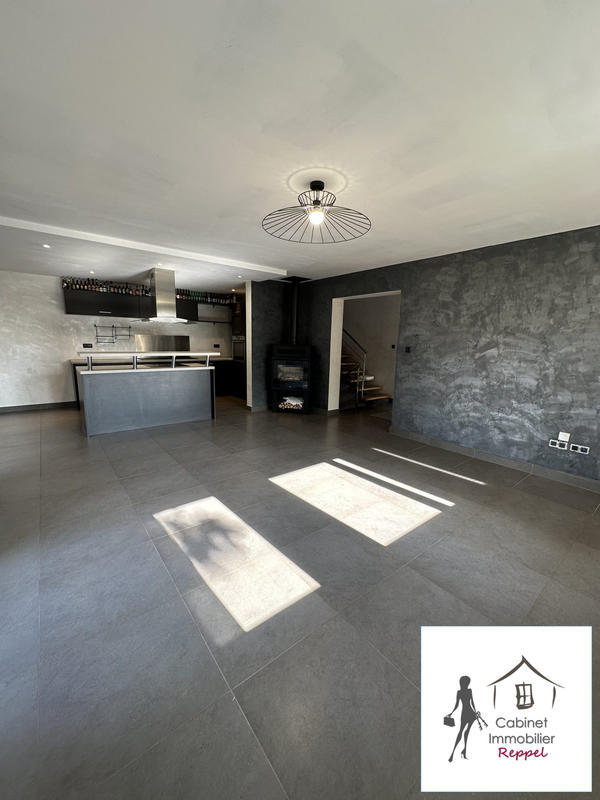 Maison - 141 m² - 5 pièces