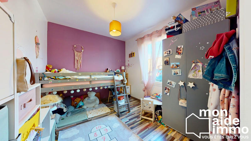 Maison - 94 m² - 5 pièces