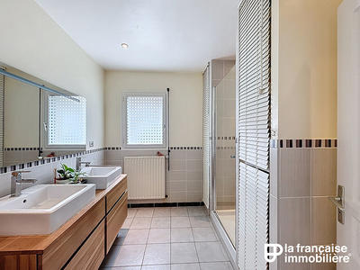 Maison - 139 m² - 6 pièces