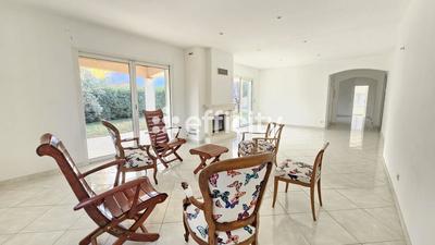 Pavillon - 177 m² - 6 pièces