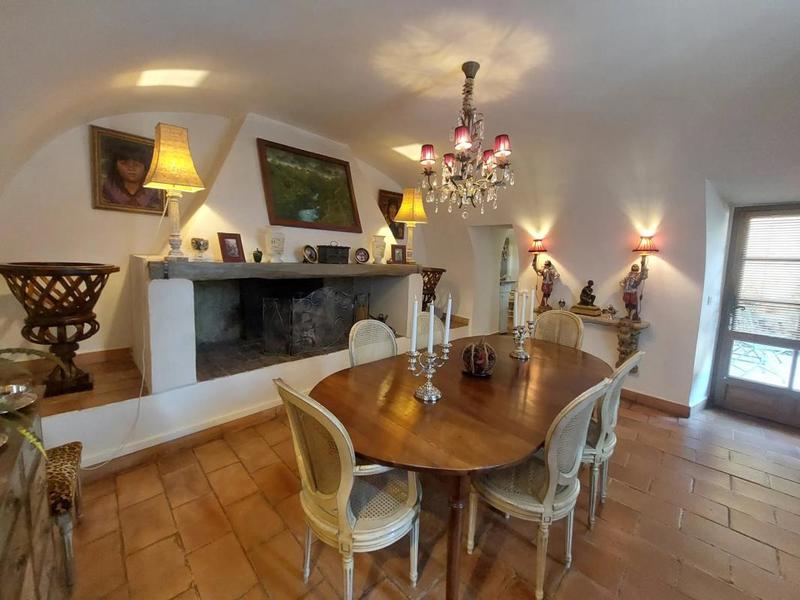 Maison de village - 267 m² - 10 pièces