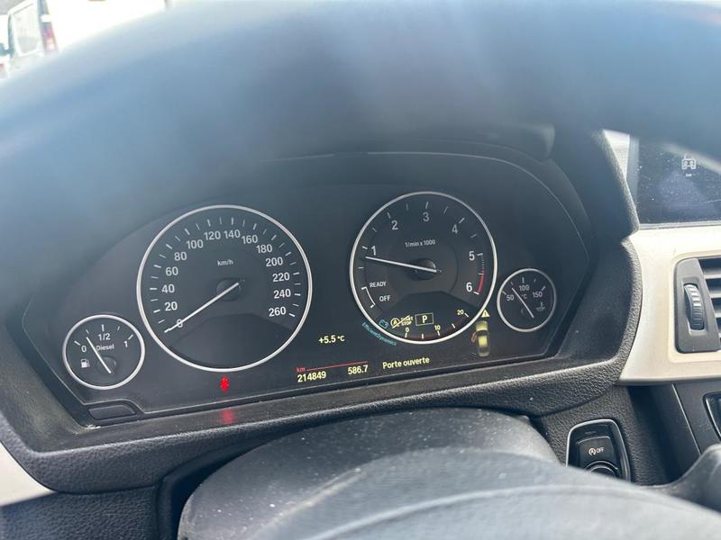 Bmw Série 3 F30 320d xDrive 184 Toit Ouvrant / Xenon Camera de Recul Acces Confort...