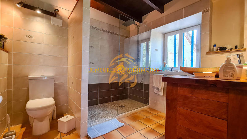 Ferme - 417 m² - 6 pièces