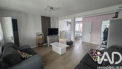 Maison - 110 m² - 4 pièces