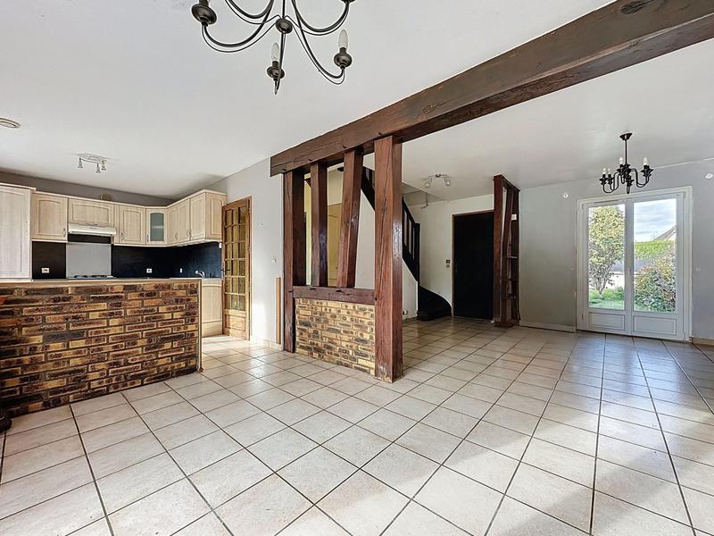 Maison - 90 m² - 6 pièces