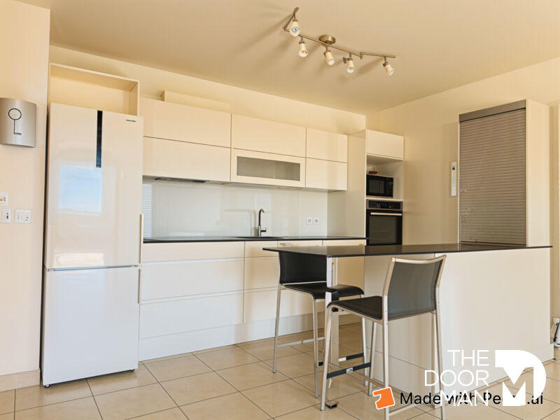 Appartement - 92 m² - 5 pièces