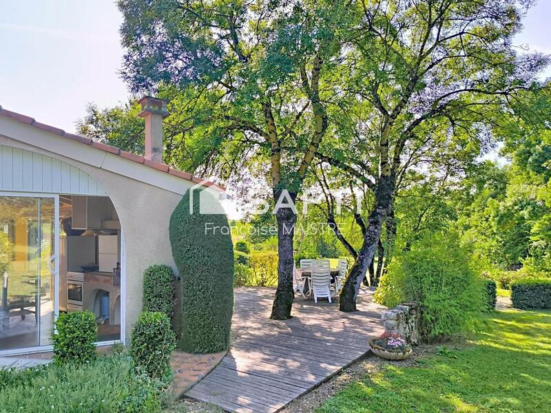 Maison - 163 m² - 6 pièces