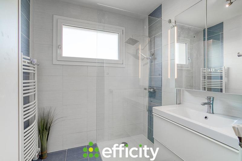 Maison - 184 m² - 7 pièces