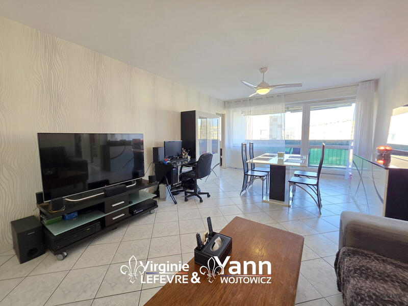 Appartement - 84 m² - 4 pièces