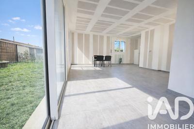 Maison - 95 m² - 5 pièces