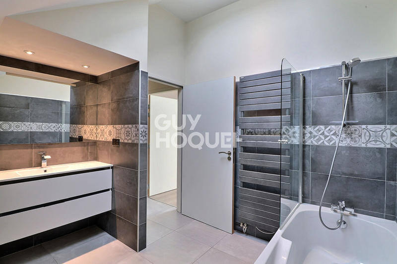 Maison - 154 m² - 6 pièces