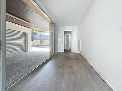 Local commercial - 47 m² - 2 pièces