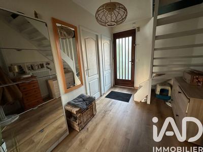 Maison - 93 m² - 4 pièces