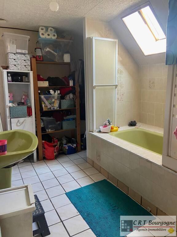 Maison - 176 m² - 7 pièces