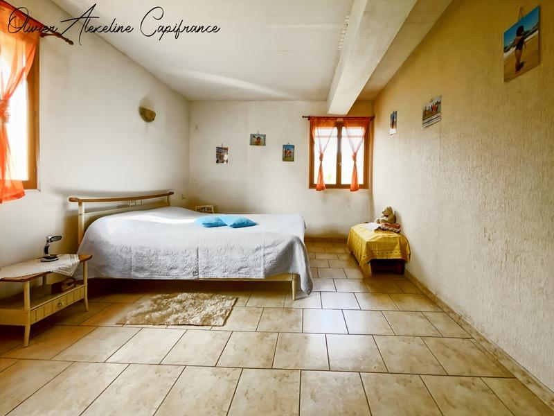 Maison - 187 m² - 7 pièces