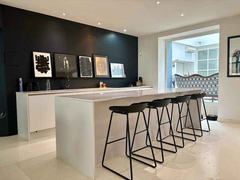 Loft - 170 m² - 3 pièces