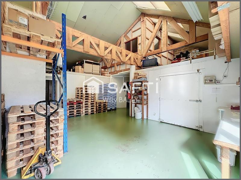 Local commercial - 480 m² - 6 pièces