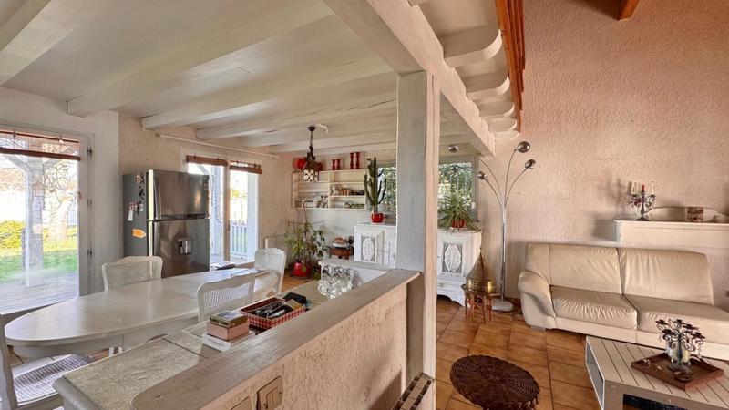 Maison - 104 m² - 4 pièces