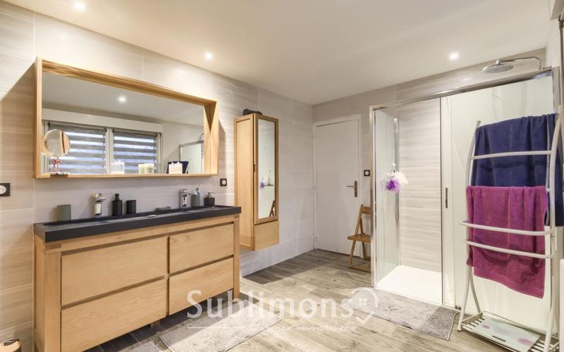 Maison - 145 m² - 6 pièces