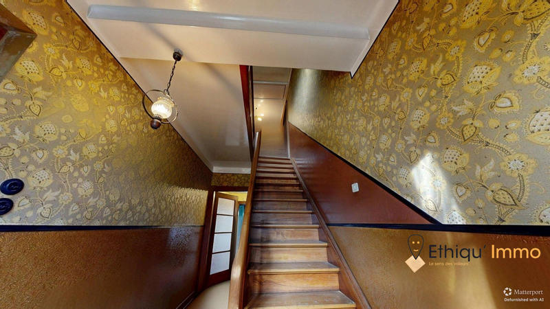 Maison - 150 m² - 7 pièces