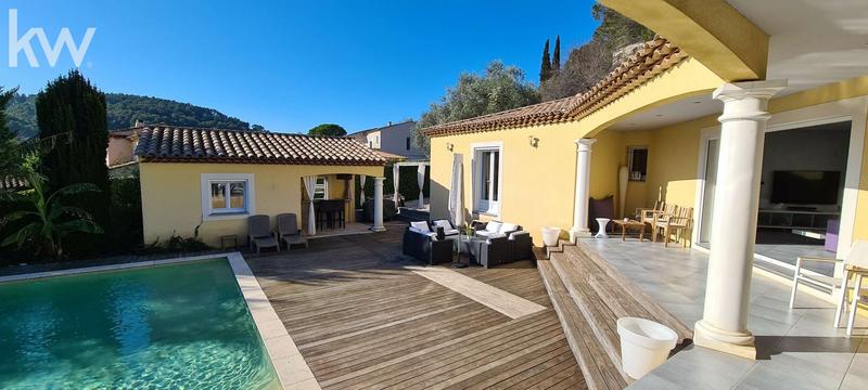 Maison d'architecte - 221 m² - 9 pièces