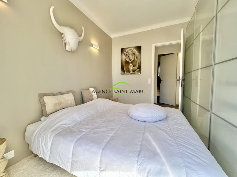 Maison - 102 m² - 4 pièces