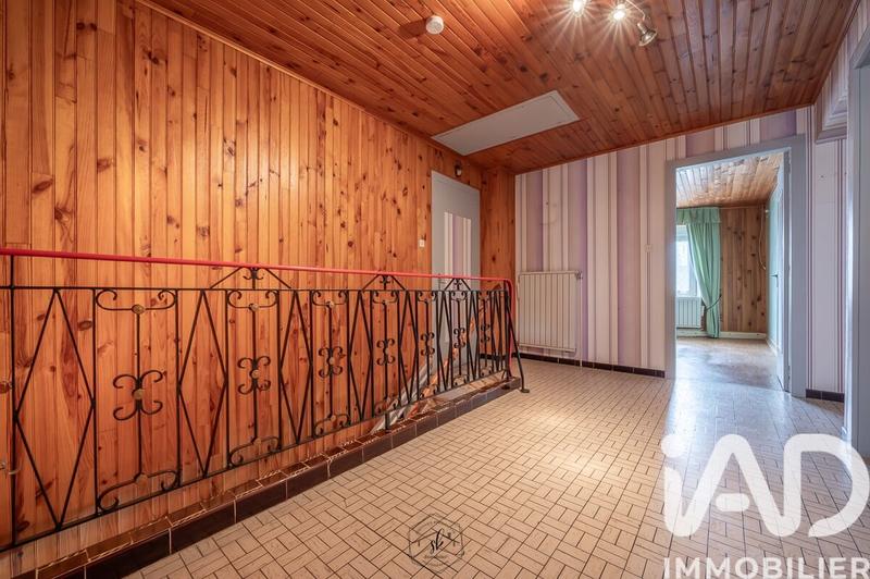 Maison de village - 186 m² - 9 pièces