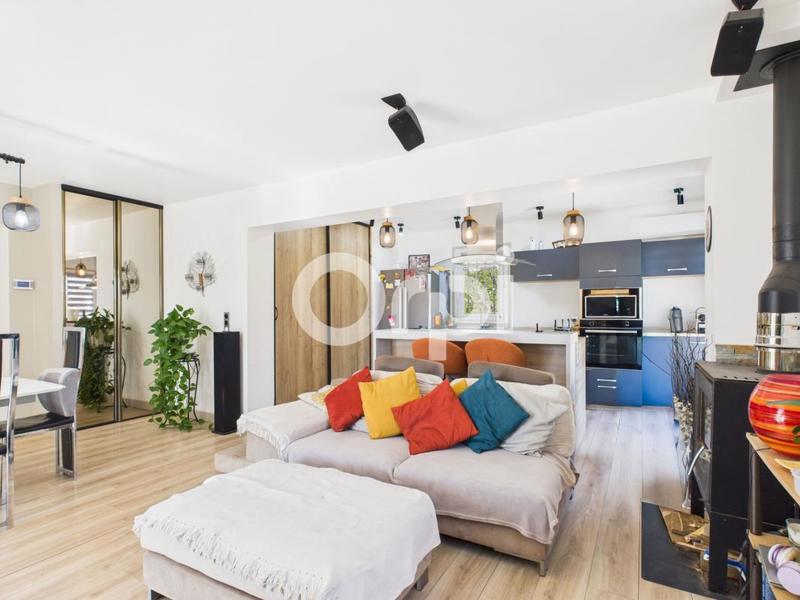 Villa - 137 m² - 6 pièces