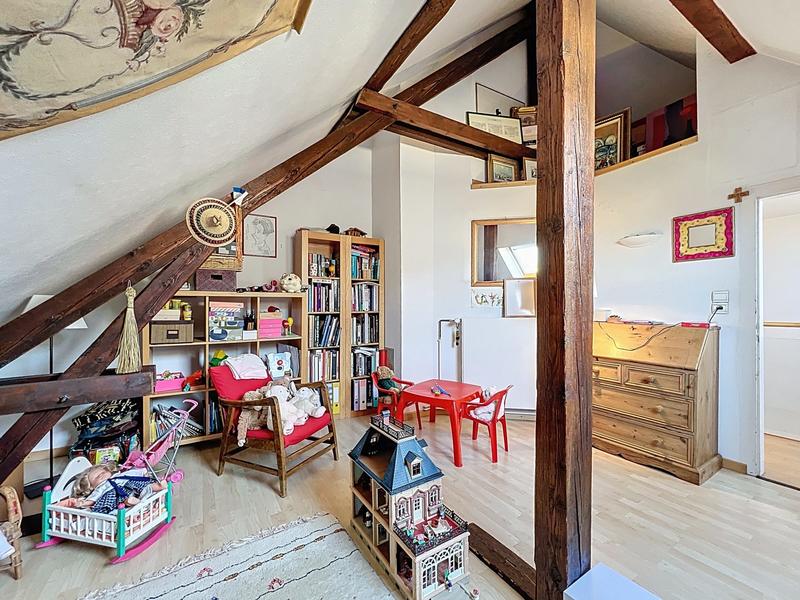 Villa - 207 m² - 9 pièces