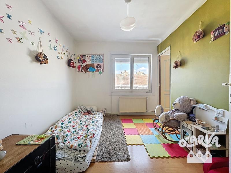 Maison - 102 m² - 5 pièces