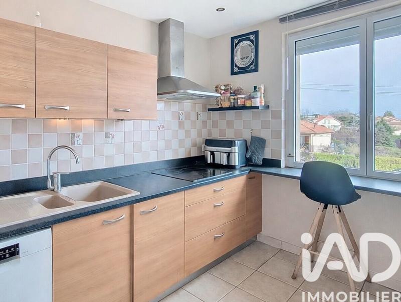 Maison - 97 m² - 5 pièces