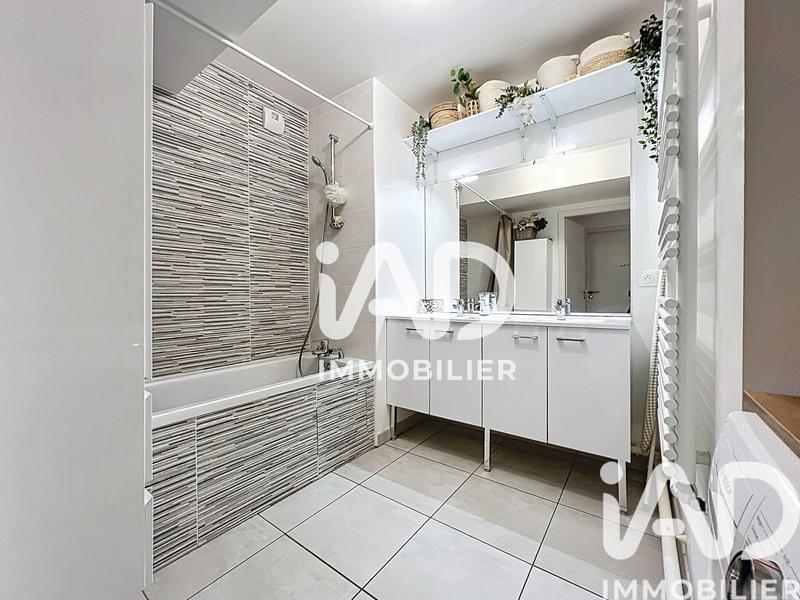 Appartement - 77 m² - 4 pièces